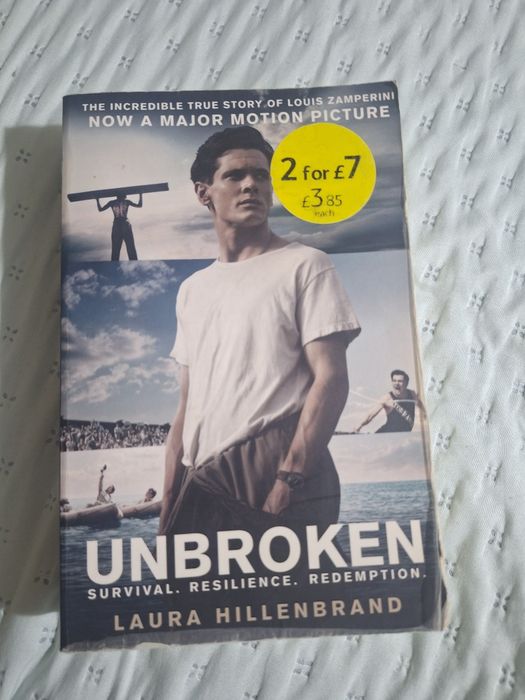 Livro unbroken em inglês