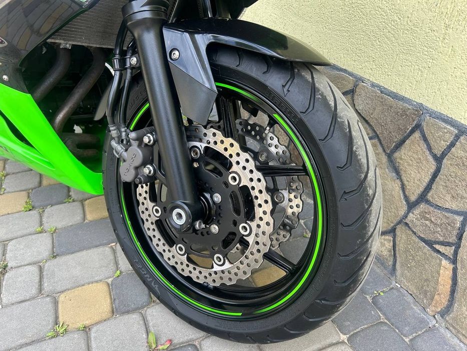 Kawasaki ninja 400r