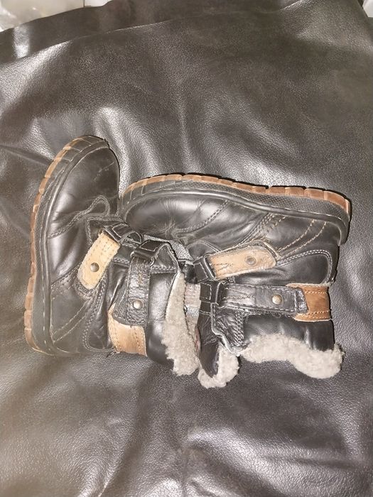 Кросівки дитячі  .