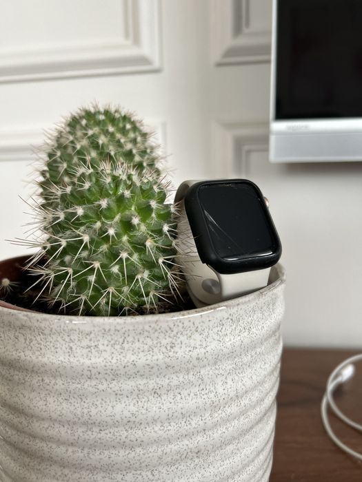 Iwatch se 40 mm, uszkodzona szybka