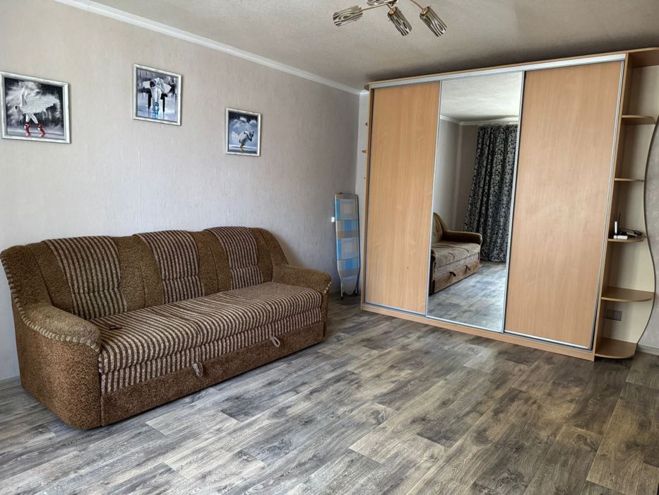 З 31.07 Подобово 1к.кв. Центральний ринок.