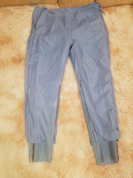 Натуральні шкіряні штани. Дуже красиві та мякі 



100% на