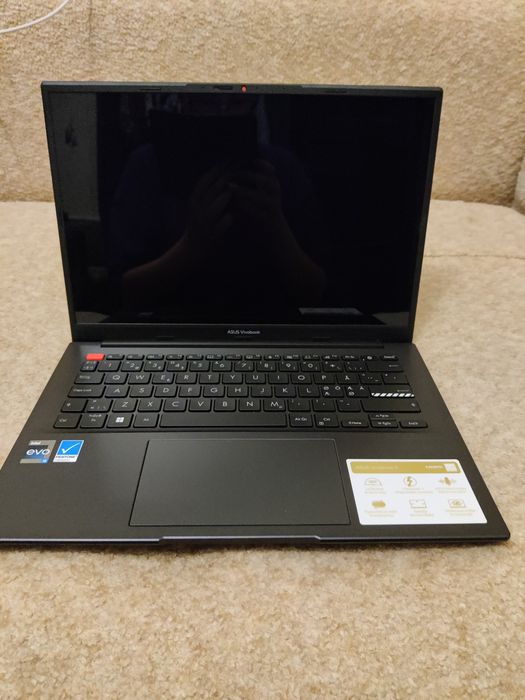 Продам Ноутбук ASUS Vivobook S 14 OLED K3402ZA

Перший у світі ноутбук