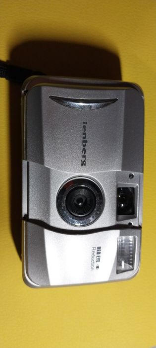 Фотоапарати плёнка и цифра