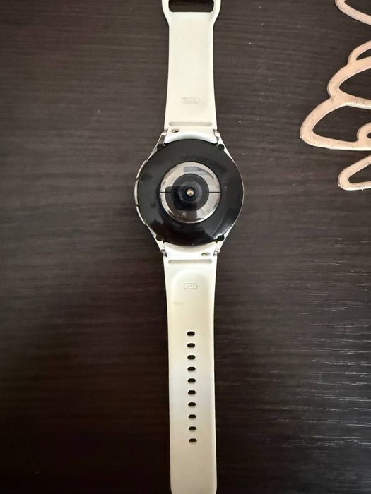 Продам часы galaxy watch  6 classic