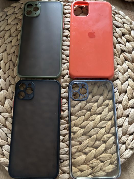Iphone 11 Pro Max 64+ 4 casy