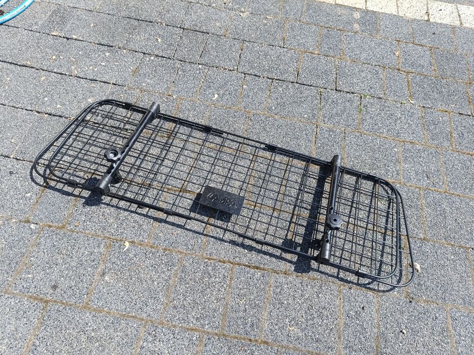 Przegroda kratka do bagażnika np. Dla psa LAMPA