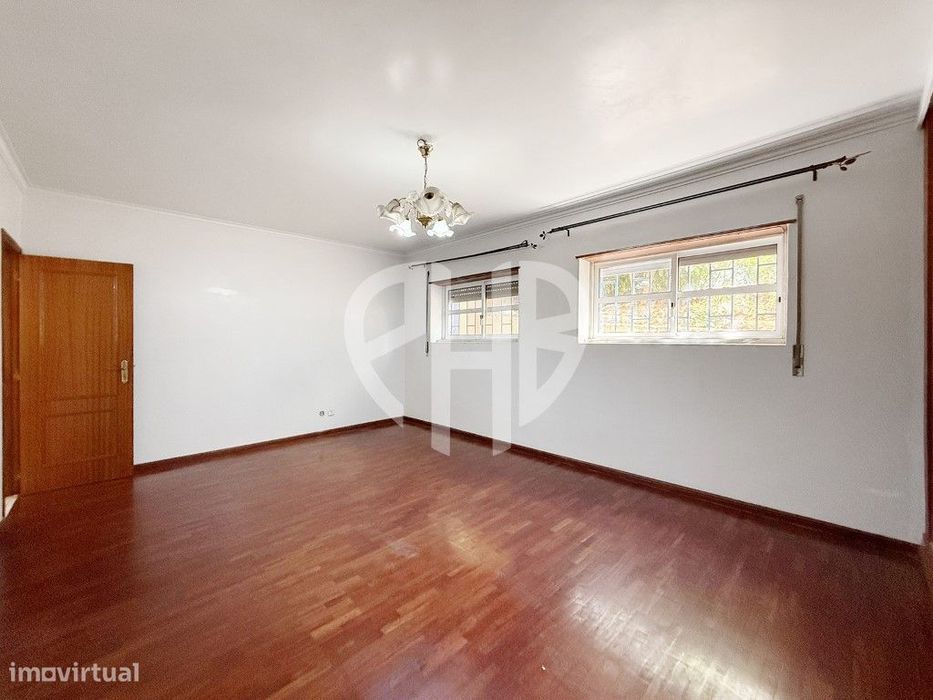 Apartamento T2 // Tapada das Mercês