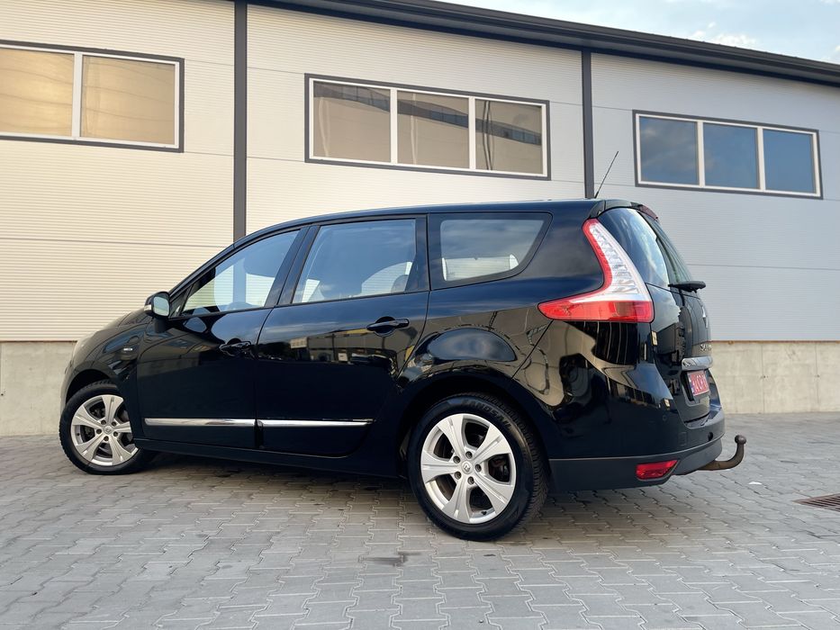 Renault Grand Scenic Bose