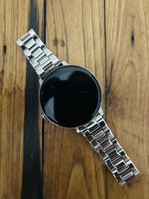 Smartwatch one.