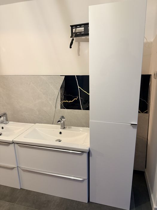 Szafka lazienkowa plus umywalka 1 komplet