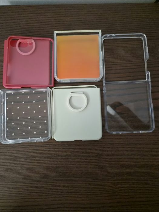 Samsung Galaxy Z Flip 8