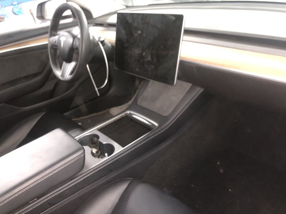 Тесла рестайлинг 2022 Long Range Tesla Model 3