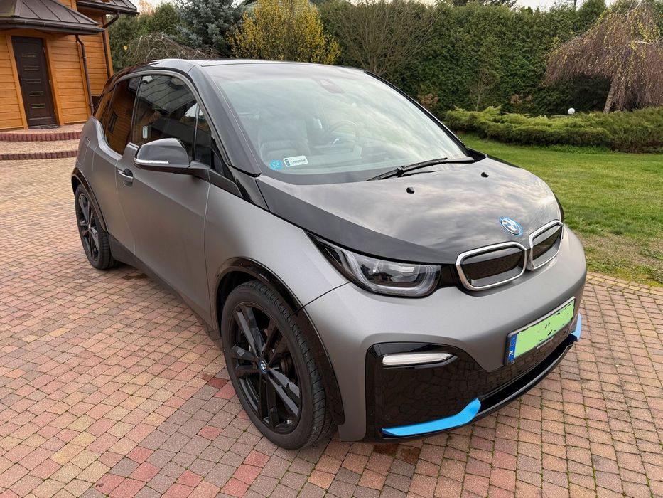 BMW i3