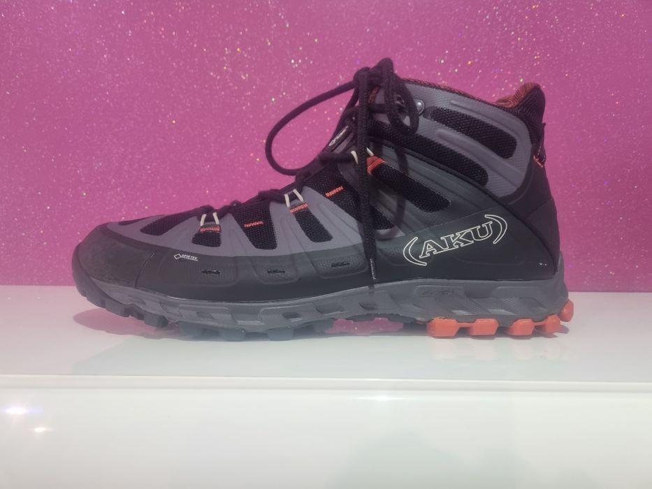 Buty trekkingowe AKU, r. 47, na Gore-Tex i Wibram