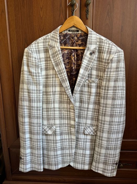 Чоловічий піджак XL