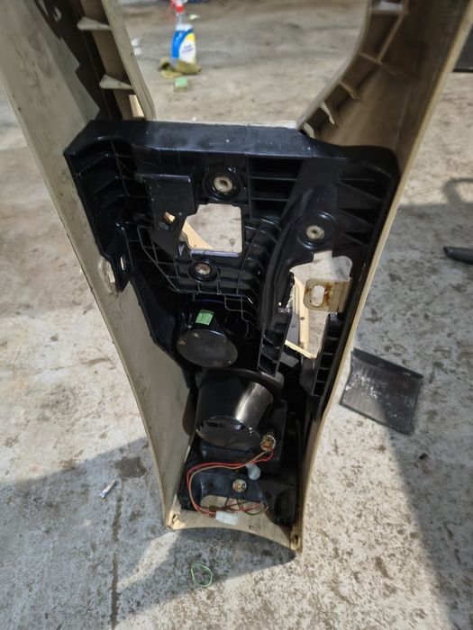 Tunel środkowy podłokietnik BMW X1 e84 cupholder schowek popielniczka