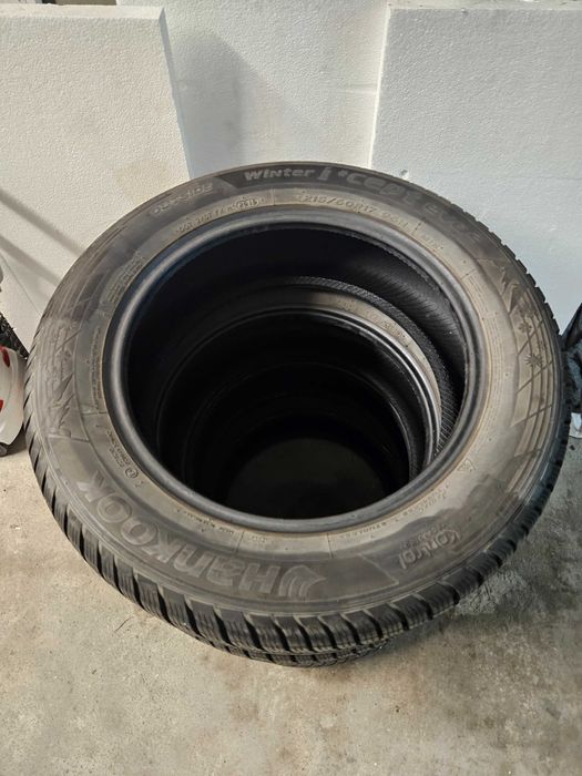 Opony zimowe 215/60R17