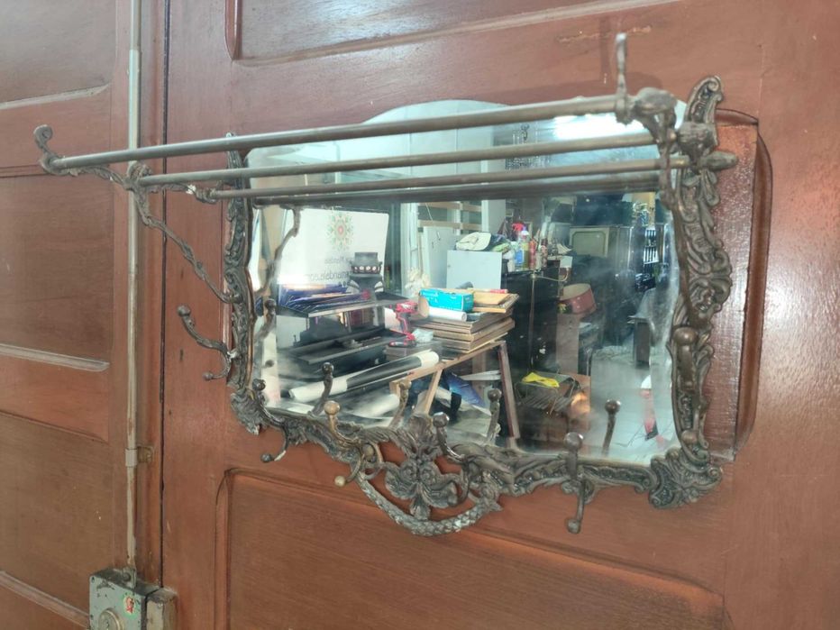 Bengaleiro em bronze latao com espelho antigo