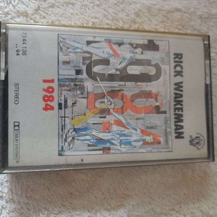 Cassetes de música variada Portuguesa e Estrangeira