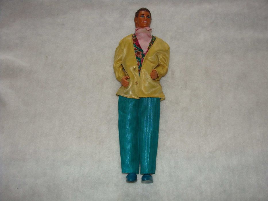 Boneco Ken Locket Surprise (Ref. 10964) de 1993