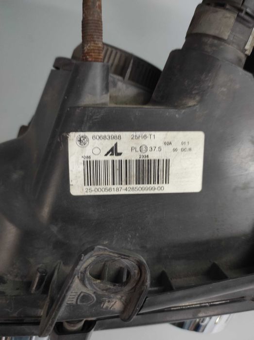ALFA ROMEO 159, OE: 6068.3988, Lampa lewa XENON, Przetwornica, Żarówka