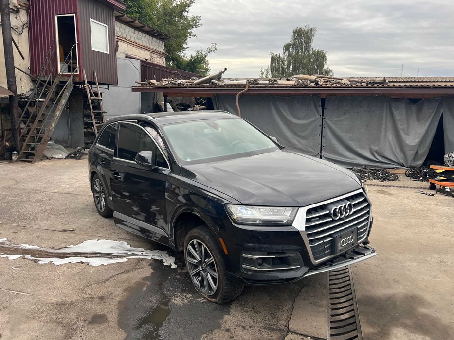 Розборка Ауді ку7 4м шрот підвіска пневма рейка Audi Q7 4M разборка суппорт двигатель запчасти б/у
