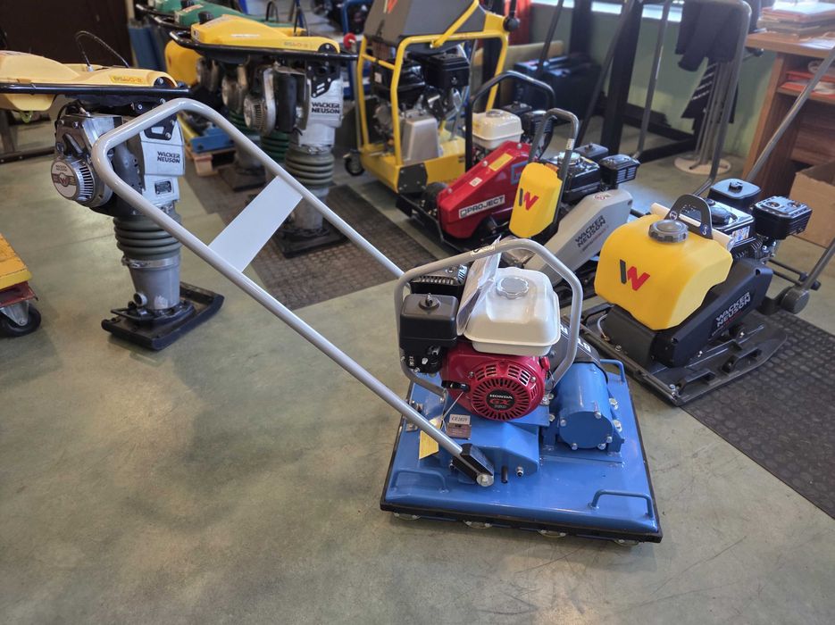 Zagęszczarka Rolkowa Beton Trowel BTPR550H Weber Wacker Ammann