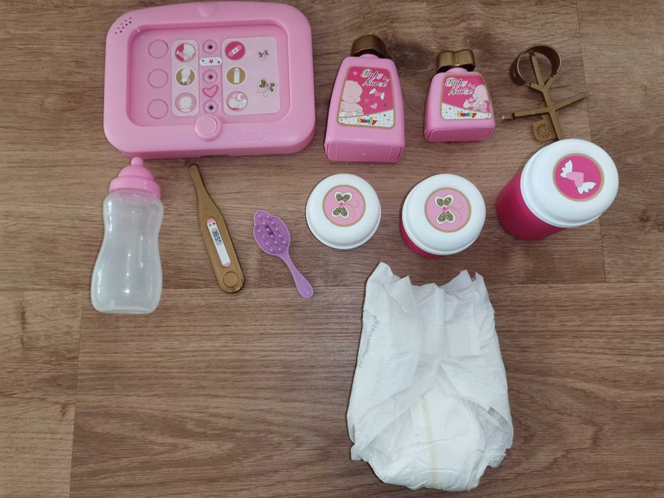 Baby Nurse - Berço de brincar enfermeira para menina
