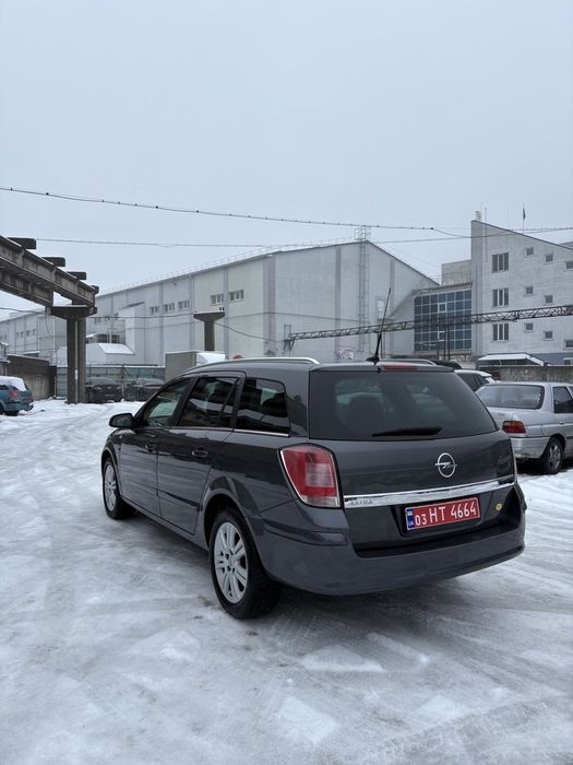 !АВТОМАТ! Опель Астра 2009 року з Голландії