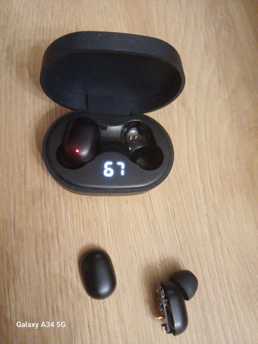 Бездротові вакуумні навушники робочі