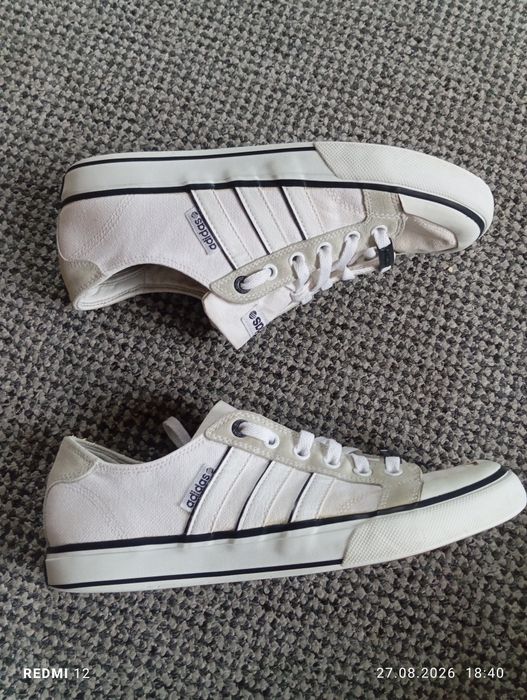 Buty trampki Adidas Clemente Stripe Lo,  ze specjalnej, kolekcji zaprojektowanej we współpracy z Davidem Beckhamem r. 41,5