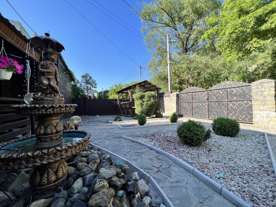 Комунальні входять у вартість!Здам житло в старому місті!