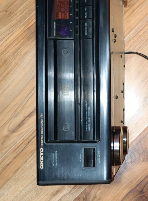 Onkio DX 6930 cb програвач