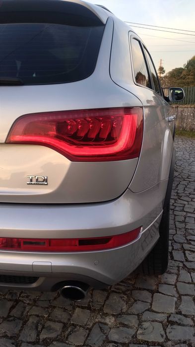 Audi Q7 S-Line 3.0 TDI V6 - NACIONAL - 7 LUGARES - Caixa de 8 Velocidades