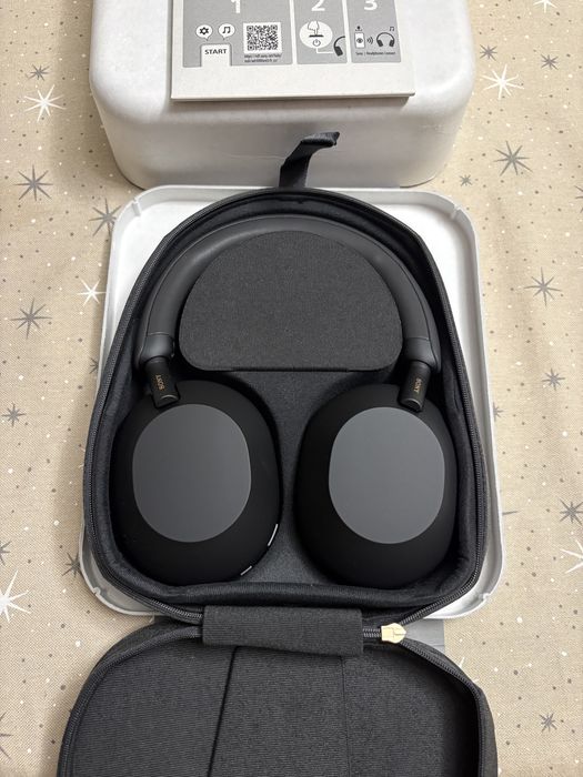 Headphones Sony WH-1000XM5 Noise Cancelling