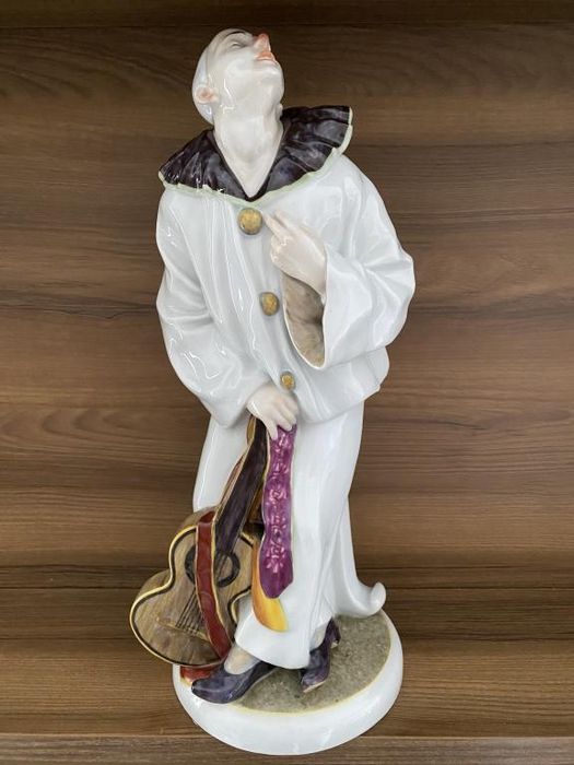 Пьеро фарфор статуетка арт-деко Карл Энс