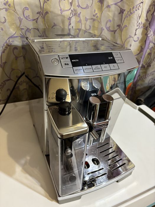 Кавомашина DeLonghi PrimaDonna S DeLuxe