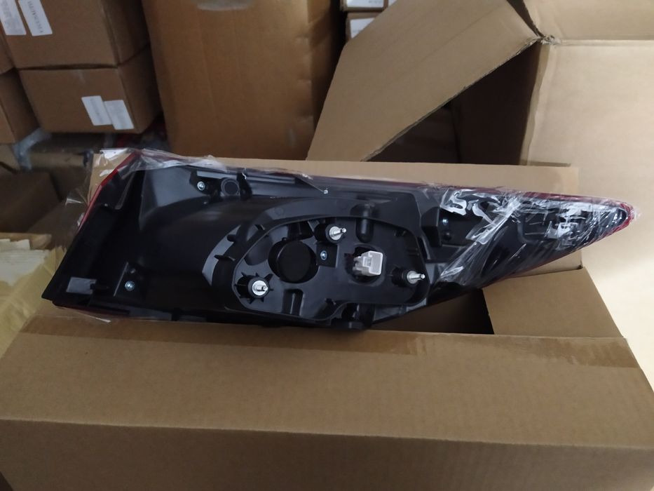 Фонарь задний Мазда 3 2014+.2017+. Седан и хетчбек