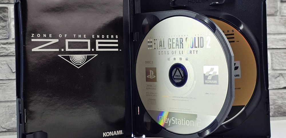 Zone of the Enders (Z.O.E) + Metal Gear Solid