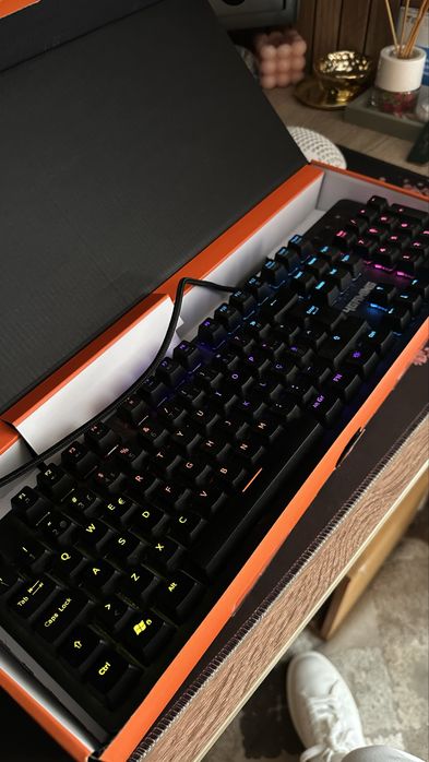Teclado Gaming RGB