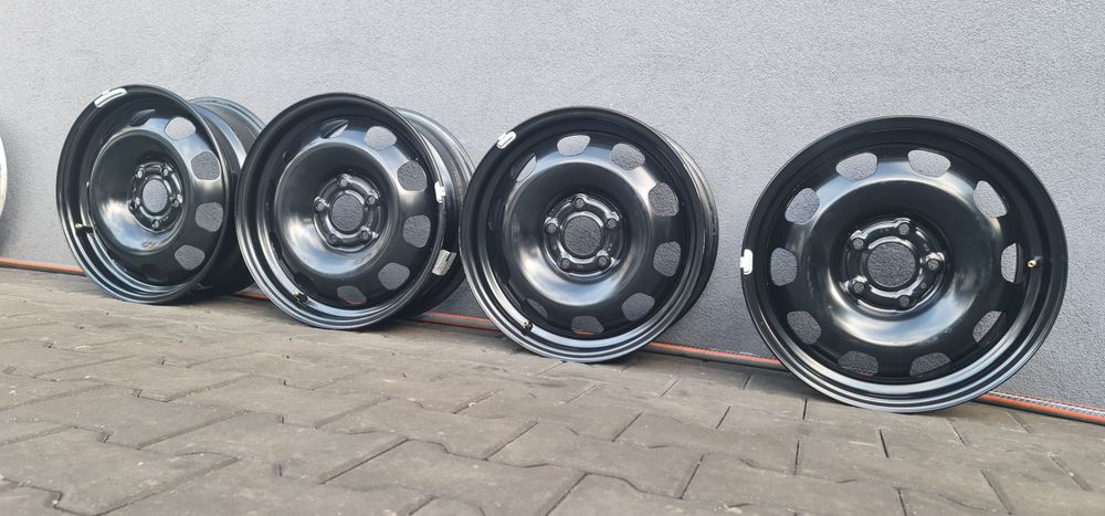 "16 5x114.3 Renault Daria nowe