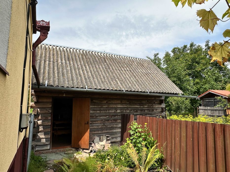 2 будинки+виробниче двоповерхове приміщення на території