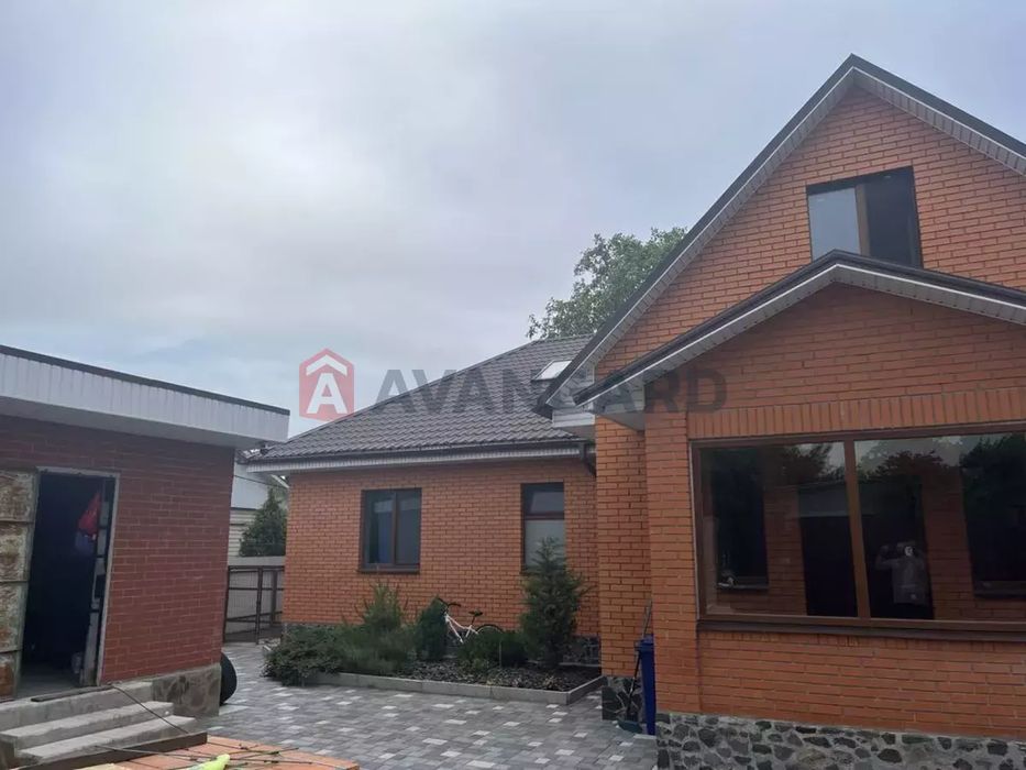 Продам новый дом в Березановке