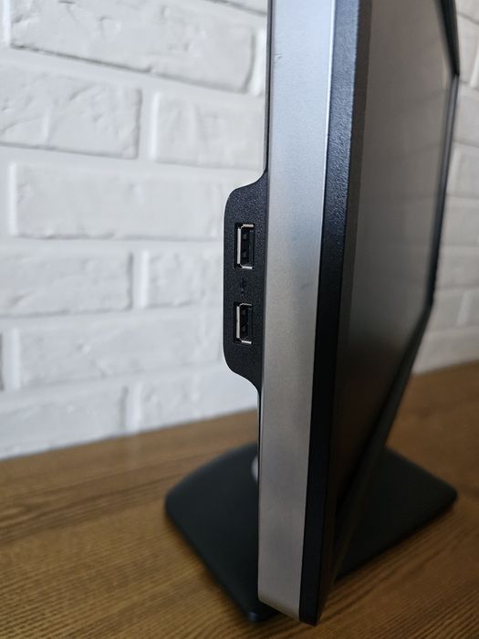 Монітор Dell U2312HMt