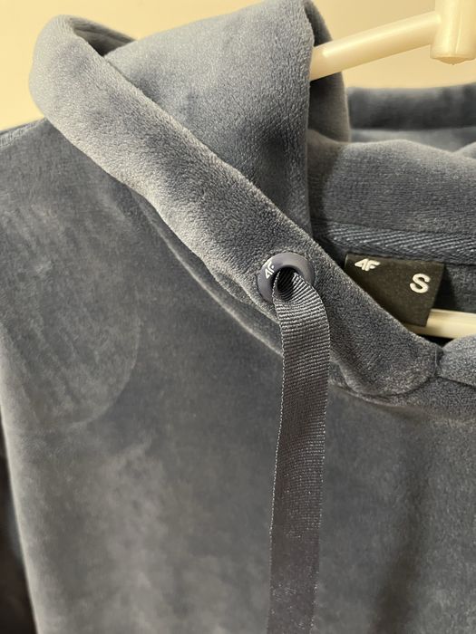 Bluza welurowa 4F rozm S. Granat. Ciepła. Świetny stan!