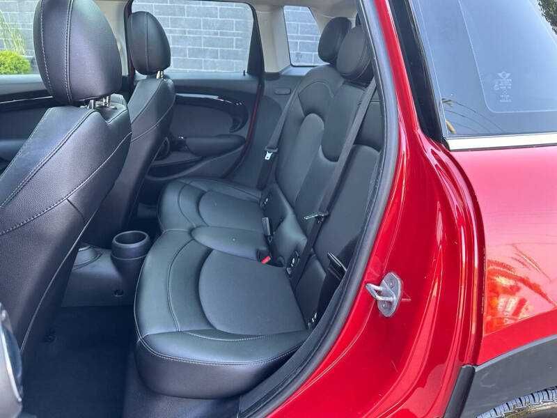 2017 MINI Cooper 4 Door