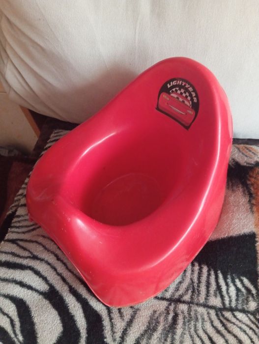 Oddam.nocnik dla dzieci