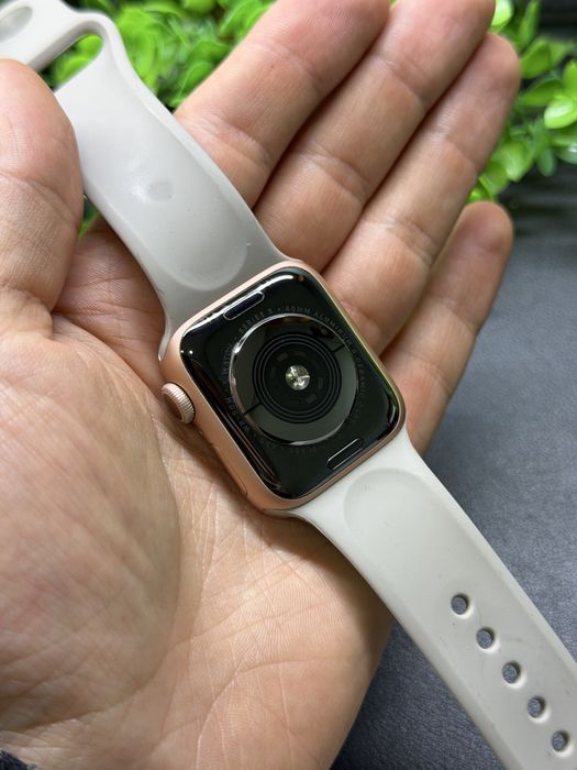 Apple Watch 5, 40mm, Rose Gold (Neverlock) Епл Вотч 5