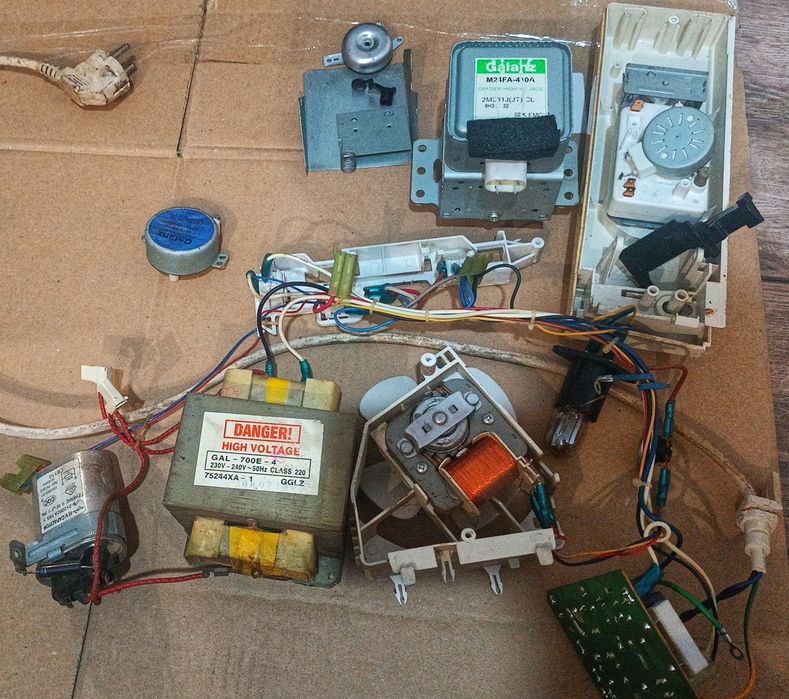 Części do mikrofalówki